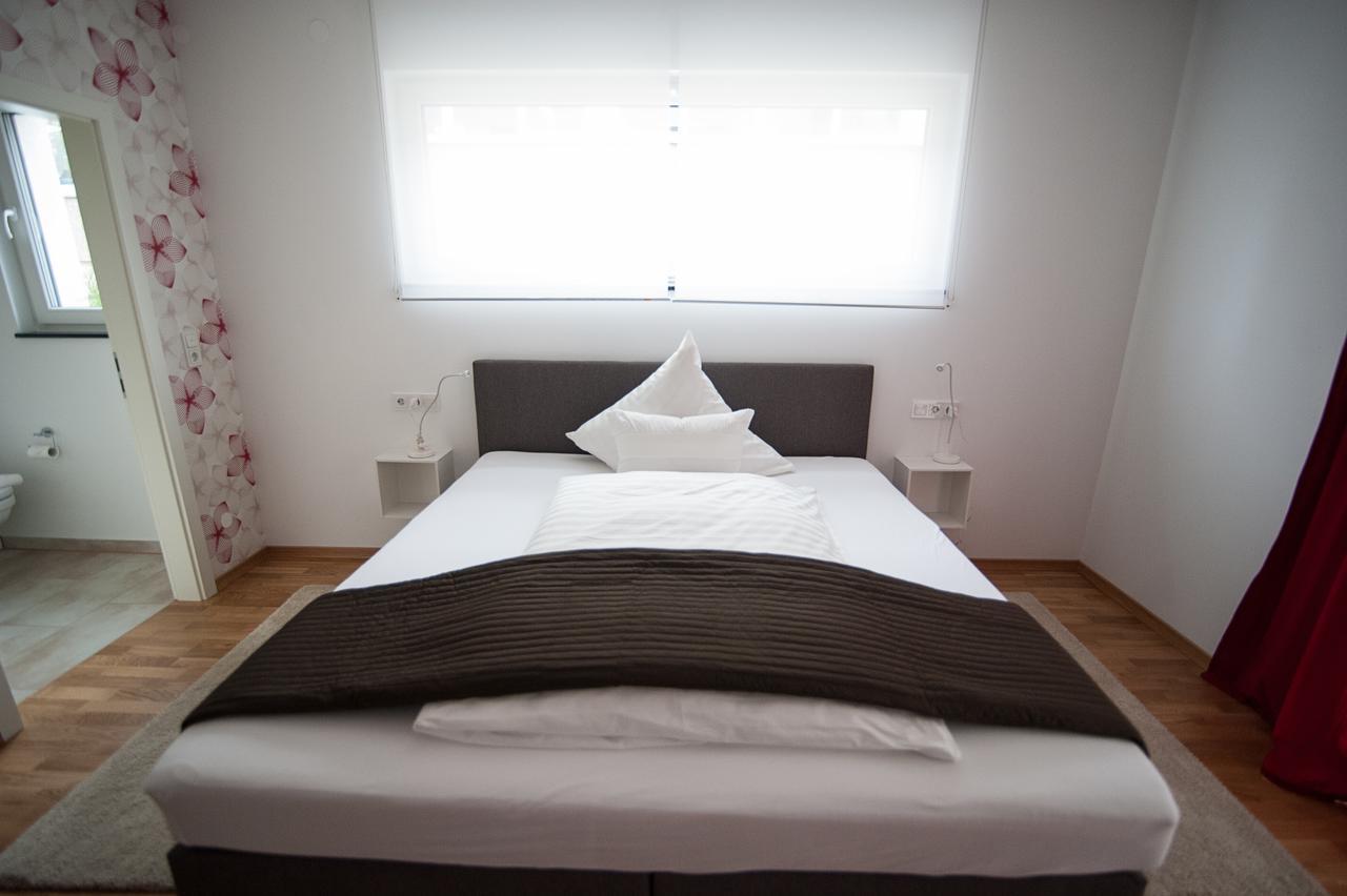 Hotel Apartment Am Arbach Eningen unter Achalm 객실 사진